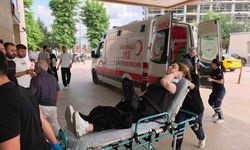 Bursa İnegöl'de Otomobil ve Özel Halk Otobüsü Çarpıştı: 3 Yaralı