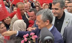 CHP Grup Başkanı Özgür Özel Burdur'da Vatandaşlarla Buluştu