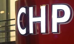 CHP'de İki Grup Başkanvekilinin Ünvanı Kaldırıldı