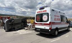 Çorum'da Kavşakta Meydana Gelen Kaza: 5 Yaralı