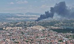 Denizli'de Kauçuk Deposunda Yangın Çıktı