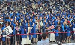 Dumlupınar Üniversitesi'nde 4 Binin Üzerinde Öğrenci Mezuniyet Coşkusunu Yaşadı