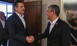 Erkan Baş'tan Özgür Özel'e CHP'den İhraç Edilenler İçin Grup Kurma Teklifi