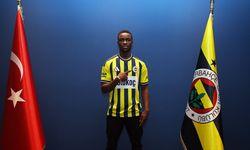Fenerbahçe, Amara Diouf ile 5 Yıllık Sözleşme İmzaladı