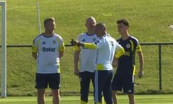Fenerbahçe Antrenmanında Genç Oyuncudan Disiplinli Davranış