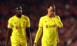 Fenerbahçe ve Galatasaray, Liverpool'un Yıldız Stoperini Takip Ediyor