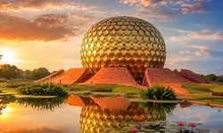 Hindistan'daki Matrimandir, 1415 Altın Diskle 37 Yılda Tamamlandı