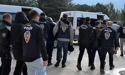 İstanbul Merkezli Sahte Belge Operasyonunda 64 Kişi Gözaltına Alındı