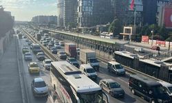 İstanbul'da Bayram Tatili Sonrası Sabah Trafiğinde Yoğunluk Artışı