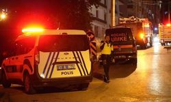 İzmit'te Sıva Düşmesi Sonrası 5 Kişilik Aile Tahliye Edildi