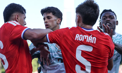 Portekiz-Şili maçında kavga çıktı: Rafael Leao ve Ivan Roman kırmızı kart gördü