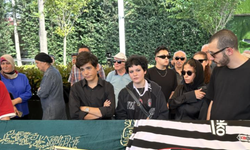 Reha Muhtar'ın Cenazesine Katılmayan Deniz Uğur'dan Günler Sonra Paylaşım