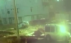 Şanlıurfa Suruç'ta Park Halindeki Araç Çukura Düştü