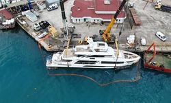 Sinop Limanı'nda Batan Lüks Yat 7 Günlük Operasyonla Kurtarıldı