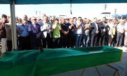 Sivastopol Açıklarında Hayatını Kaybeden Trabzonlu Balıkçı Cüneyt Varlık Toprağa Verildi