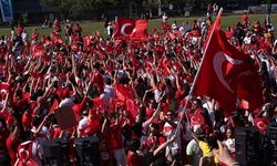 Türk Taraftarlar, Kanada'da Avustralya Maçı İçin Stadyuma Yürüdü