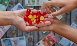 UBS'ten Altın Yatırımcılarına Kritik Uyarı ve Beklenti