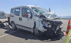 Van-Erciş'te Trafik Kazası: 1 Jandarma Şehit, 5 Kişi Yaralandı