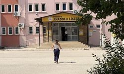 YKS'de Geç Kalma Telaşı: Polis ve Vatandaşlar Öğrencilere Destek Oldu