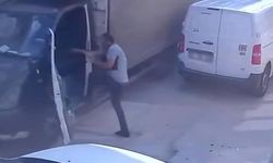 Yokuş Aşağı Kayan Kamyonu Anında Durduran Vatandaş