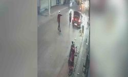 Adana'da Kasklı Saldırgan İş Yerine Kurşun Yağdırdı: 1 Yaralı