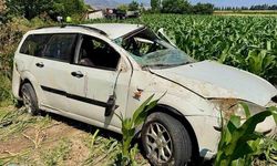 Afyonkarahisar'da Kargo Aracı ile Otomobil Çarpıştı: 5 Yaralı