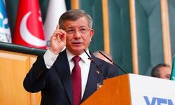 Ahmet Davutoğlu açıkladı: Gelecek Partisi siyasi faaliyetlerini sonlandırdı