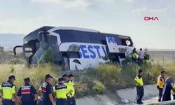 Aksaray'da Yolcu Otobüsü Kontrolden Çıkarak Yoldan Çıktı