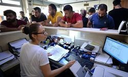AYM, Noterlerin Tatil Günlerinde Çalışmasını Düzenleyen Hükmeyi İptal Etti