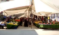 Bahçelievler'de Semt Pazarında Tartı Hilesi: 2,5 Kilo Muz Sandılar, Gramaj Farkı Ortaya Çıktı