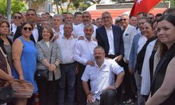 Balıkesir'de 12 Belediye Başkanı CHP'den İstifa Ederek Yeni Parti'ye Katıldı