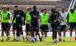 Beşiktaş, Yeni Sezon Hazırlıklarını Çift Antrenmanla Sürdürdü