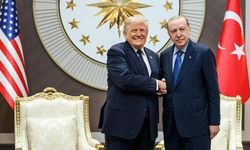 Beyaz Saray, Trump ve Erdoğan'ın NATO Zirvesi'ndeki Tokalaşma Anını Paylaştı