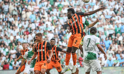 Bursaspor, Arda Turan'ın Shakhtar Donetsk Takımıyla Golsüz Berabere Kaldı