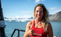 Deniz Kayadelen, Buzullarda Yüzen İlk Türk Sporcu Oldu