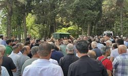 Diş Tedavisi İçin Gittiği Hastanede Hayatını Kaybeden 8 Yaşındaki Ela Son Yolculuğuna Uğurlandı