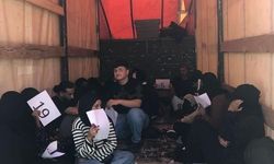 Edirne Uzunköprü'de Kapalı Kasa Kamyonette 20 Düzensiz Göçmen Yakalandı