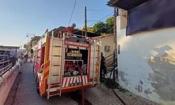 Efeler'de Hurdalıkta Çıkan Yangın Korkuttu