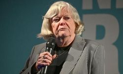 Eski Bakan Ann Widdecombe Evinde Ölü Bulundu, Bir Kişi Gözaltında