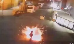 Fabrikaya Atmaya Çalıştığı Patlayıcı Elinde Patladı, Parmağı Koptu