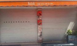 Fatih'te Mühürlü Boş Dükkandan Yayılan Kötü Kokuya Müdahale Edildi