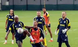 Fenerbahçe'de 6 Futbolcuyla Yollar Ayrılıyor: 10+4 Planı Hayata Geçiyor