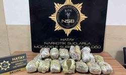 Hatay'da Uyuşturucu Operasyonunda 8,9 Kilo Esrar Ele Geçirildi: 4 Kişi Tutuklandı