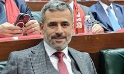 Haydarlı Belediye Başkanı Süleyman Çetinkaya'ya Bıçaklı Saldırı: Oğlu Yaralandı