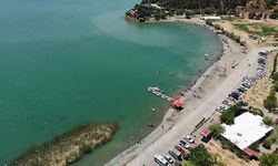 Hazar Gölü, Çevre İllerden Gelen Tatilcilerle Canlanıyor