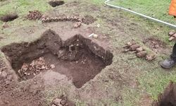 İngiltere'de Çocuk Parkında 176 Adet İkinci Dünya Savaşı Eğitim Bombası Bulundu