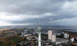 İstanbul Büyükçekmece'de Sağanak Yağış Öncesi Siyah Bulutlar Drone ile Görüntülendi