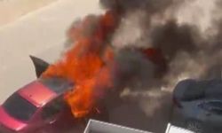 Kahramanmaraş Elbistan'da Seyir Halindeki Otomobilde Yangın Çıktı