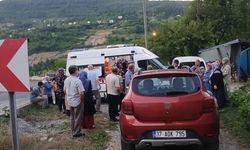 Kastamonu İnebolu'da Freni Tutmayan Hafif Ticari Araç Anne ve İki Çocuğa Çarptı