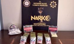 Kastamonu'da 1699 Sentetik Ecza Hapı ve 387 Gram Amfetamin Ele Geçirildi